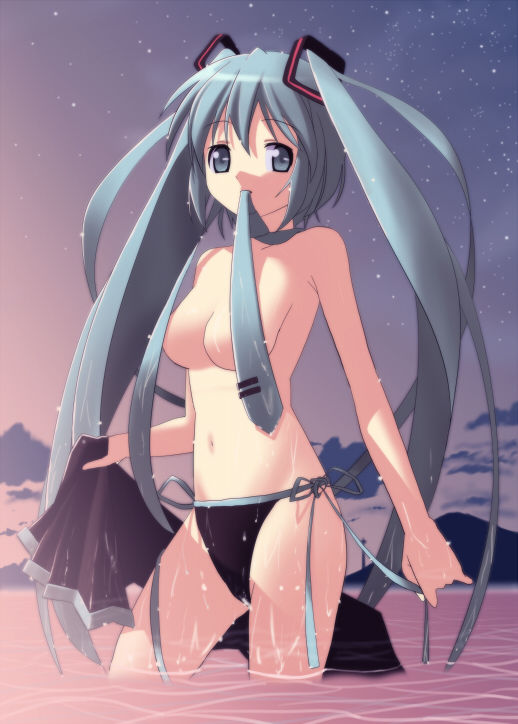 Hatsune Miku page 2 full