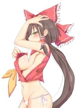 Side Holes, Side Cutouts and Sideless Clothes